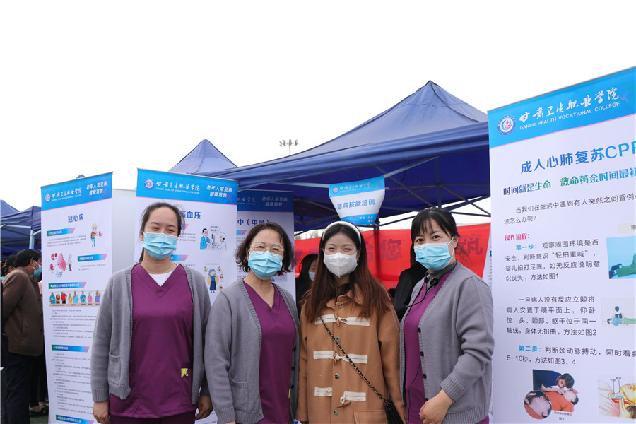 1650635918663098475.jpg 学生.jpg