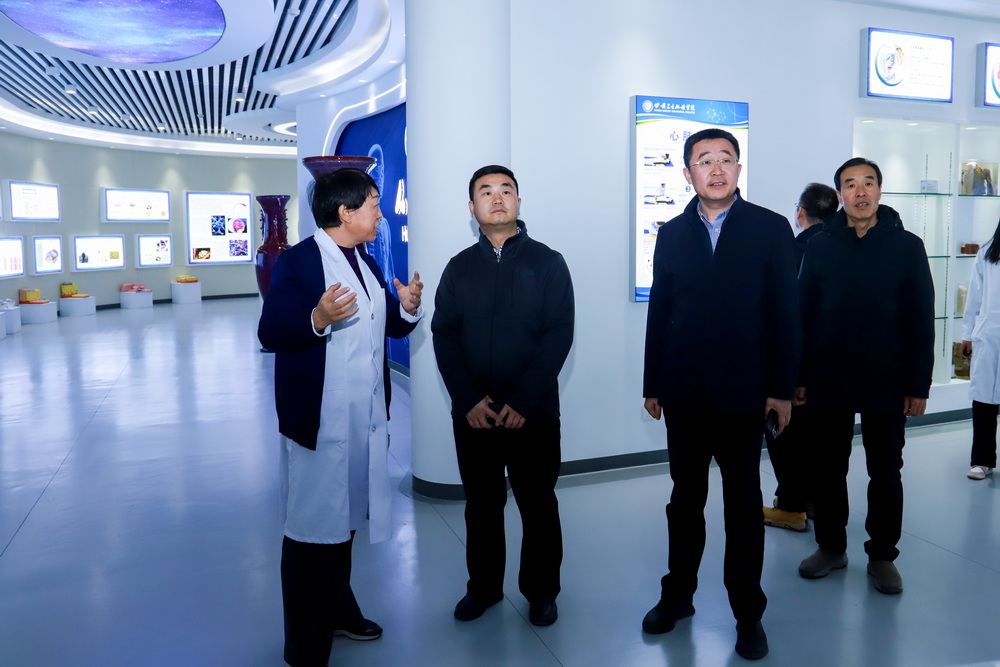 1702285370893068460.jpg 3_调整大小.jpg